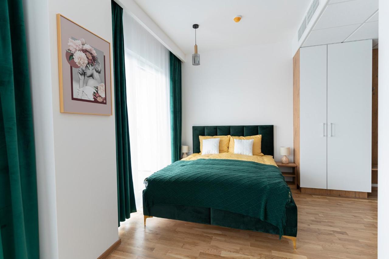 Apartamenty Wola Tower Warsawa Bagian luar foto