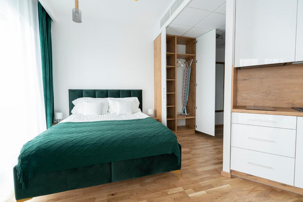 Apartamenty Wola Tower Warsawa Bagian luar foto