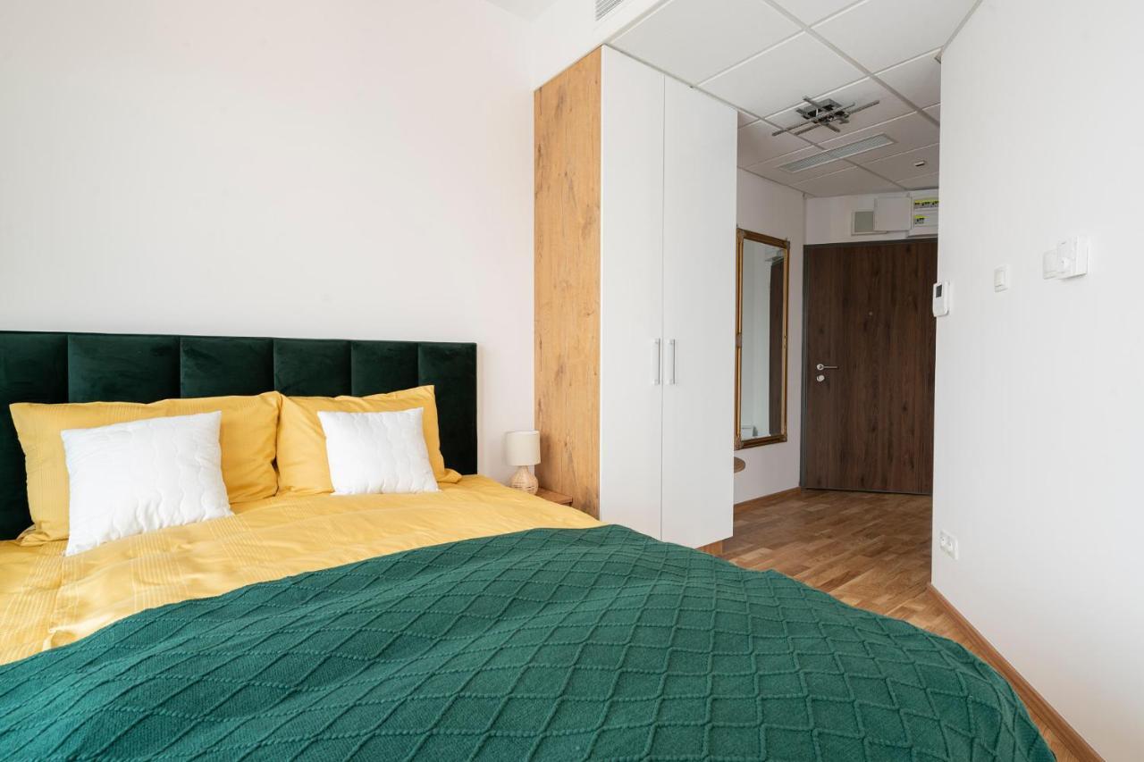 Apartamenty Wola Tower Warsawa Bagian luar foto