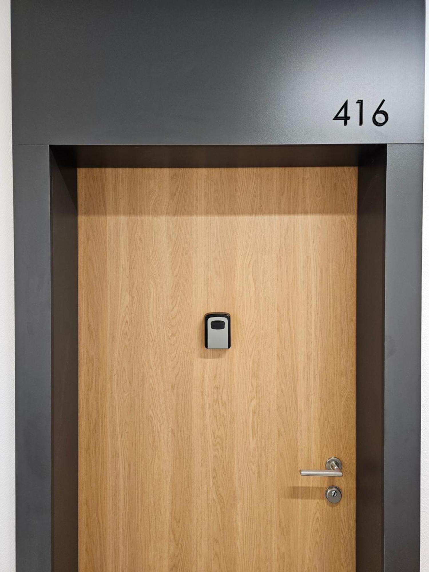 Apartamenty Wola Tower Warsawa Bagian luar foto